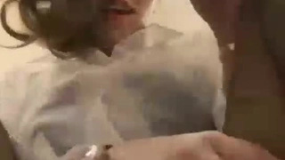 妻子深吸吮的大公鸡和热情他妈的 - 喷