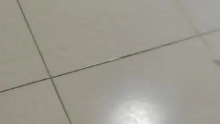 气质不错高颜值妹子透视装诱惑 慢慢脱掉换黑丝开档道具JJ骑坐洗澡 很是诱惑不要错过