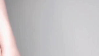 大胸部和屁股的业余女孩被肛交
