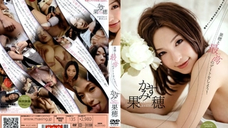 19岁骚逼媳妇特写，骚逼里看的清清楚楚