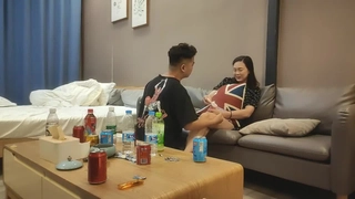 色一情一乱一伦一区二区三区绝美少妇鸡巴吃的太爽了，开启互舔模式（有完整版）