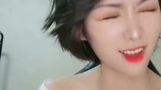 微博网红私拍视频 超级粉嫩鲍鱼 真想舔一口