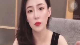 姐夫干小姨子性感马尾妹子足球宝贝装扮激情啪啪，退下内裤翘屁股舔逼上位骑坐后入猛烈撞击