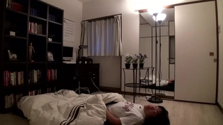 疯狂的高潮印度家庭主妇在POV中自慰