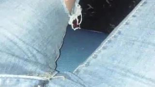 淫荡女团黑丝情趣骚逼两个一起给小哥口交大鸡巴玩弄，完美身材多体位蹂躏爆草抽插，浪叫呻吟不止精彩刺激