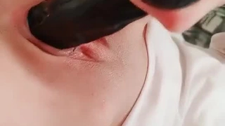 陈美玲做爱不内射能叫做爱，看看阴道内的精子。